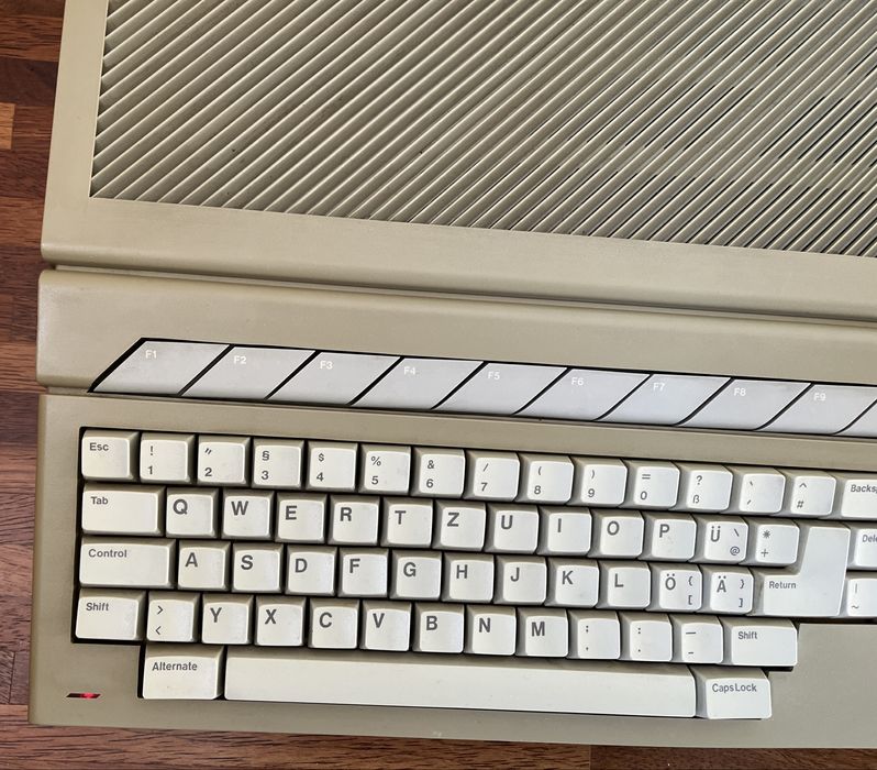 Atari 1040 STF + monitor Atari SM124 & SC1224 + mysz + joystick