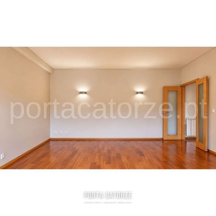 Apartamento T2 | Edif. Barcelense