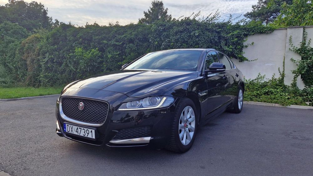 Jaguar XF