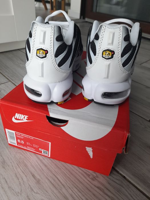Nike TN biało czarne 39