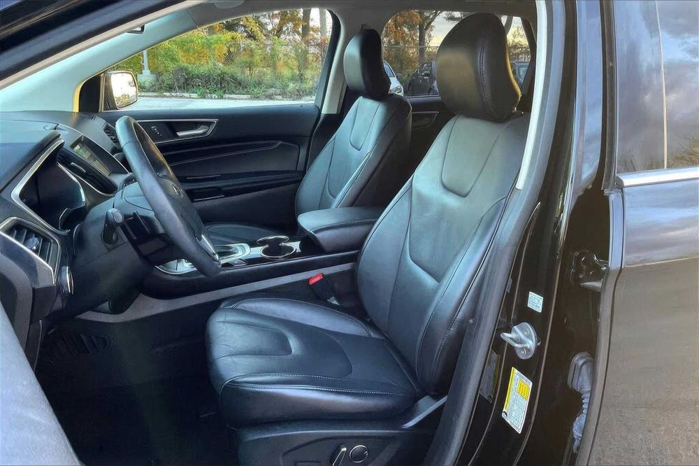 Ford Edge Titanium      2018