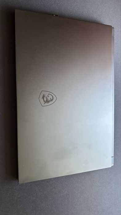 MSI GS66  Laptop gamingowy 2x2TB SSD 32GB RAM RTX2080