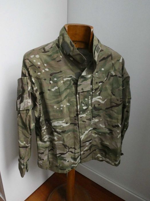 Camisa/Casaco Militar Autêntico UK | Peça 2 em 1 | Muitos Bolsos