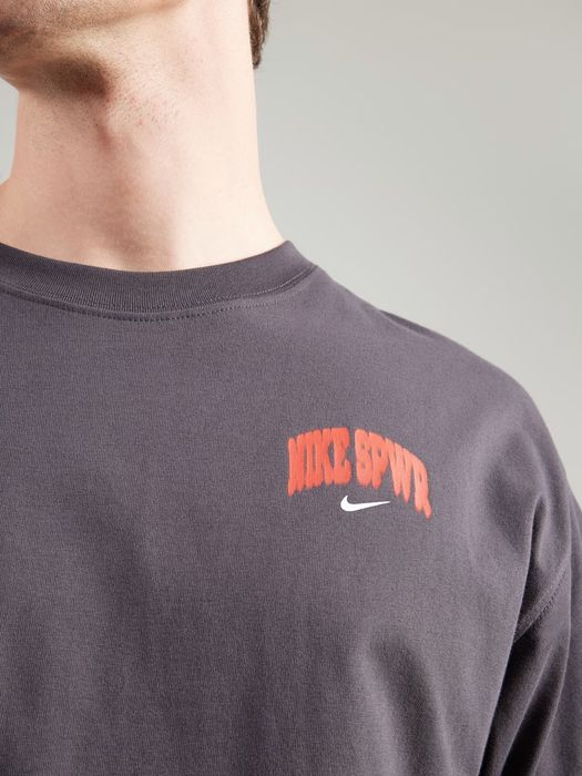 Футболка Nike Graphic Back  оригінал IQ5482-045