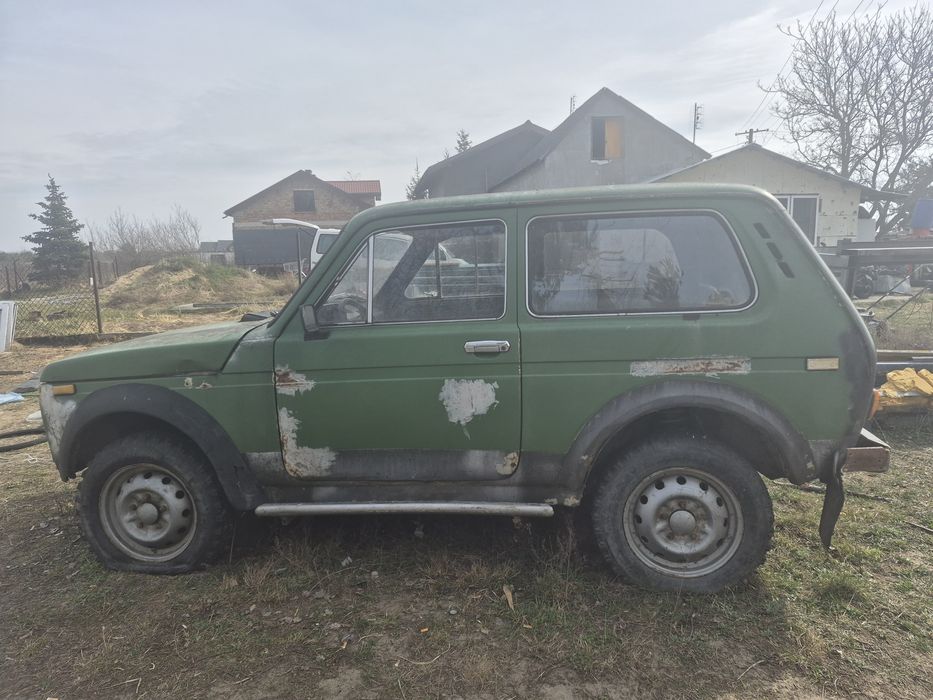 Sprzedam łada niva 1.6