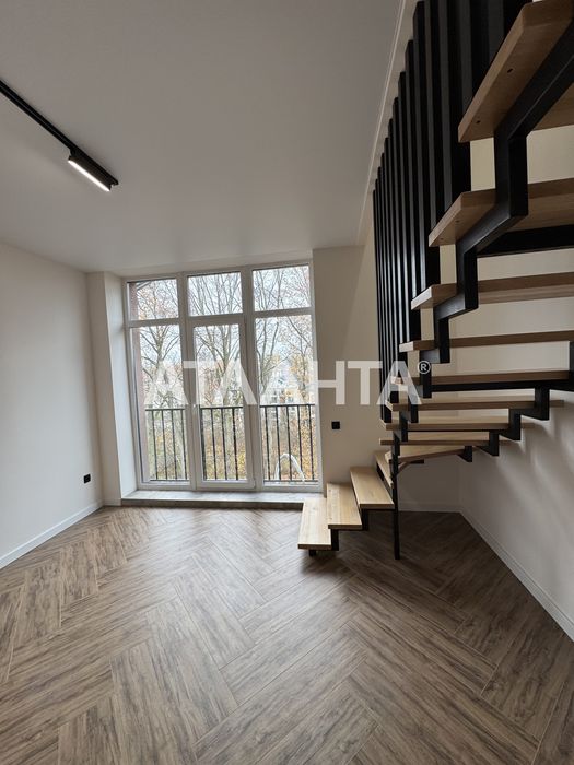 Дворівнева квартира район Кварцу