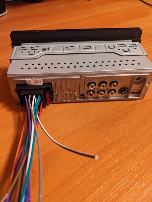 Андроід 1din магнітола з камерою