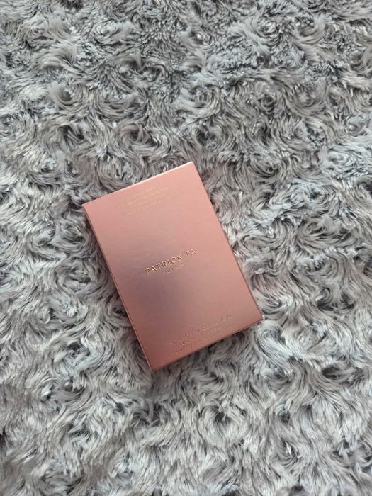 Róż do policzków Double-Take Blush Duo Patrick Ta Odcień She Knows Who She Is