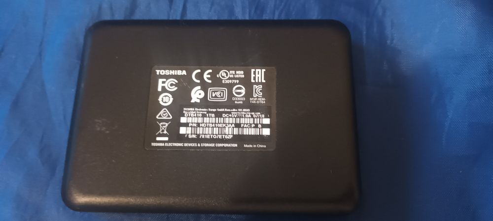 Disco rígido externo Toshiba Canvio Basics 1 Tb