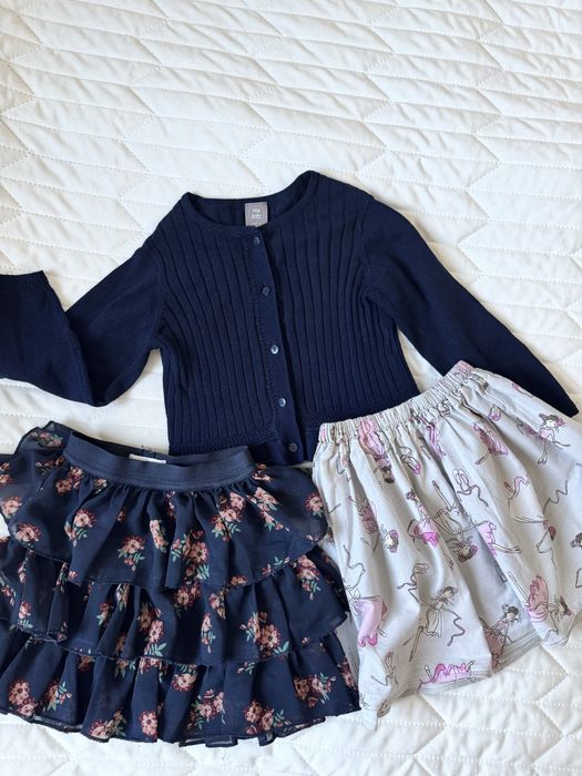 Sweterek + 2 spodniczki 98