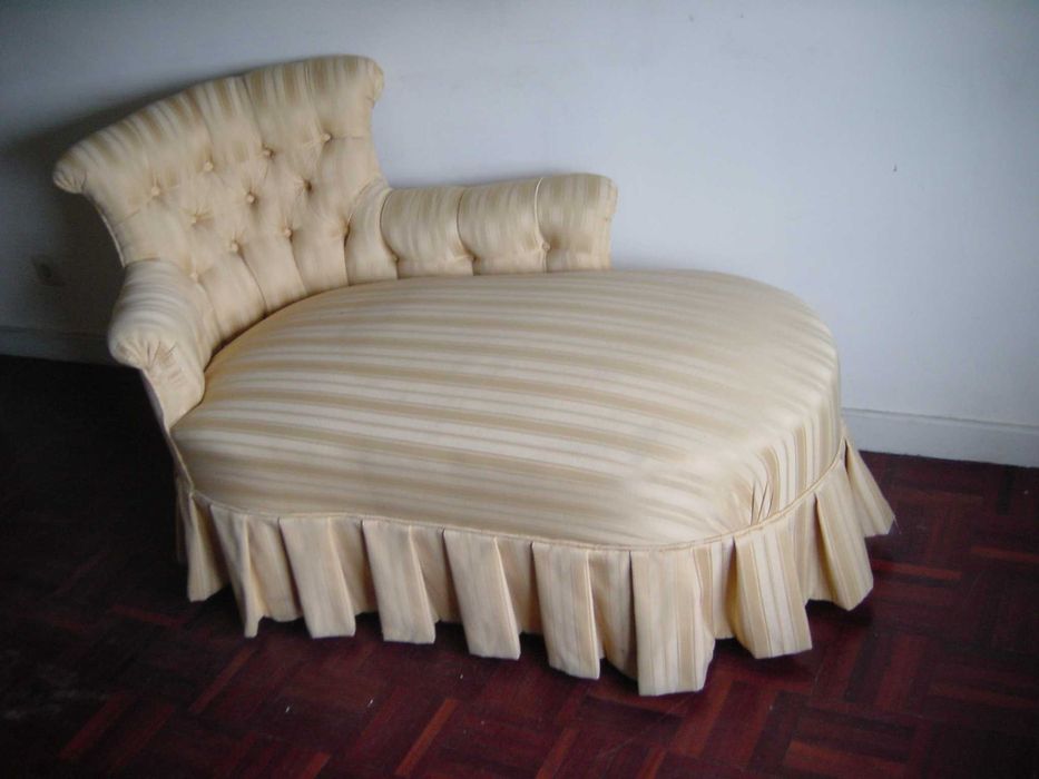 Séc XIX - Chaise longue Napoleão III - restaurada e estofada de novo