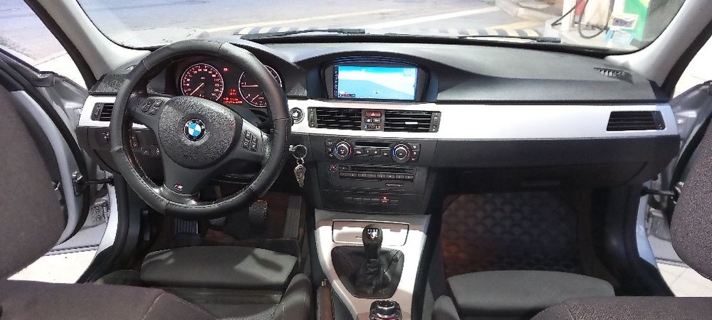 Bmw 320d Touring 2011