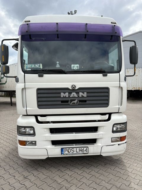 MAN