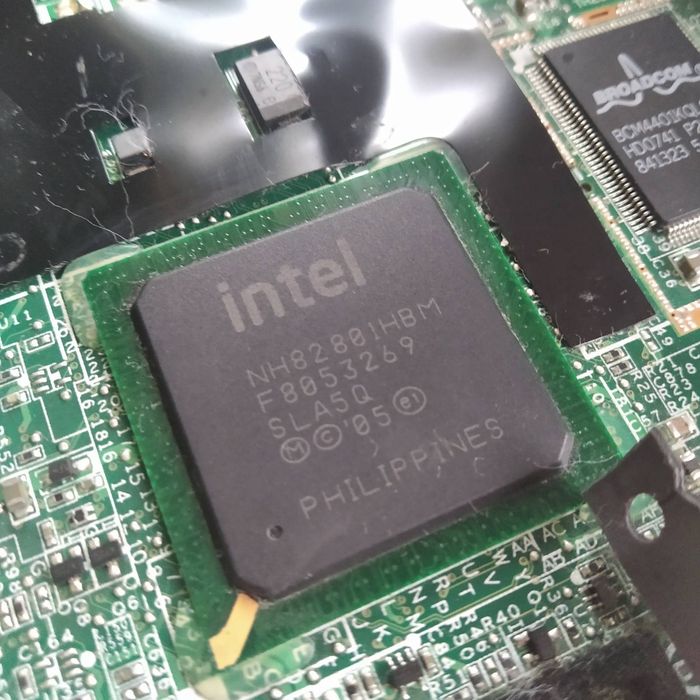 Płyta główna Dell Inspiron 1720 0UK435 + procesor INTEL C2D T8300 + do