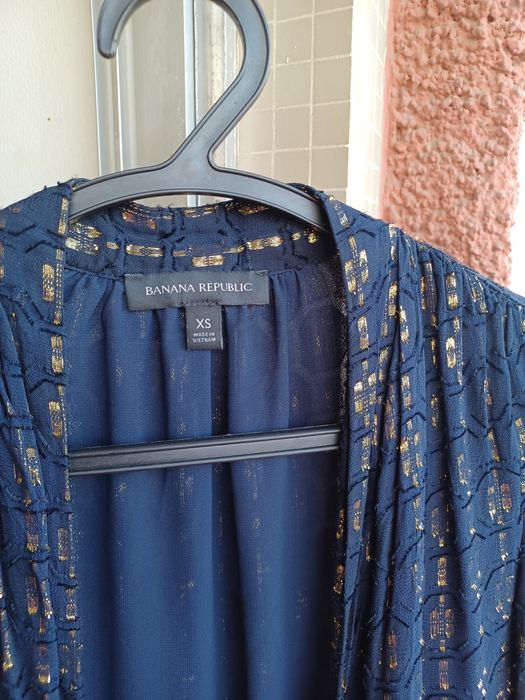 Vestido Banana Republic- Aida Jacquard em tons azul e dourado