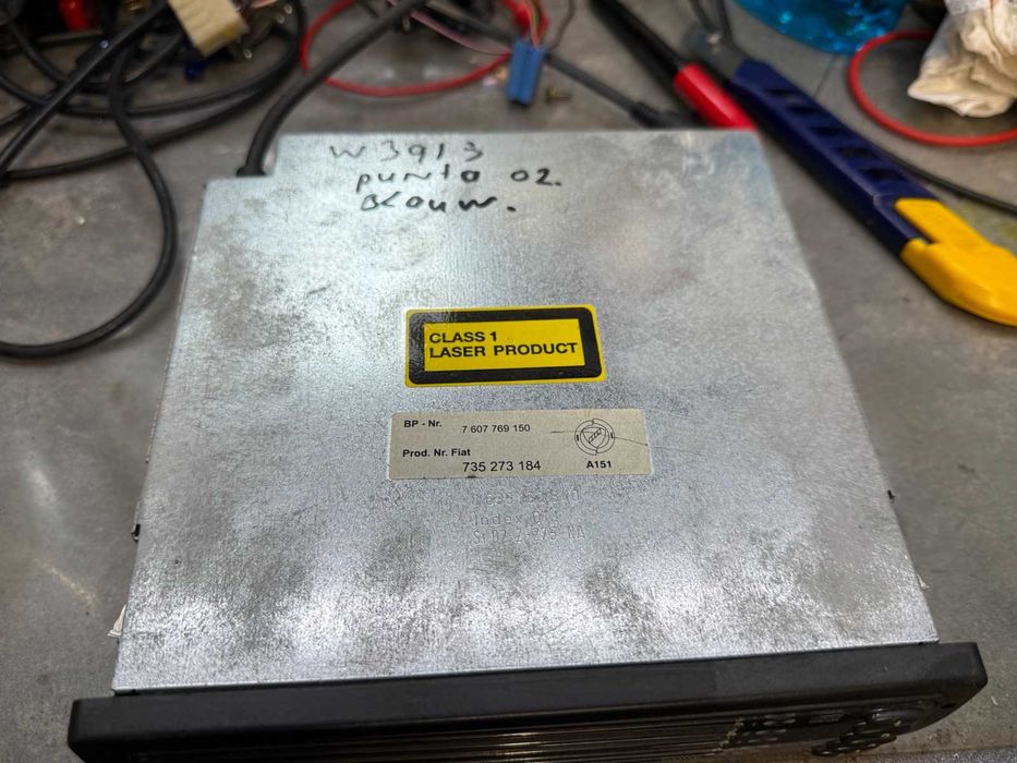 Fabryczna zmieniarka CD Mercedes W246 BLAUPUNKT IDCA09
