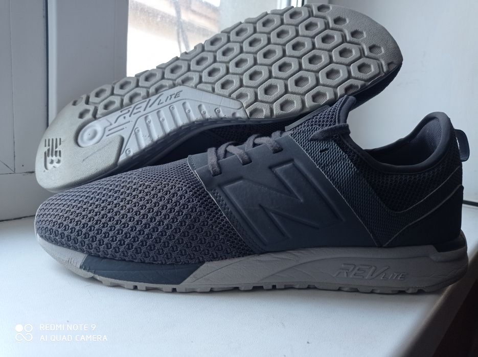 кроссовки  New balance  р  - 46.5