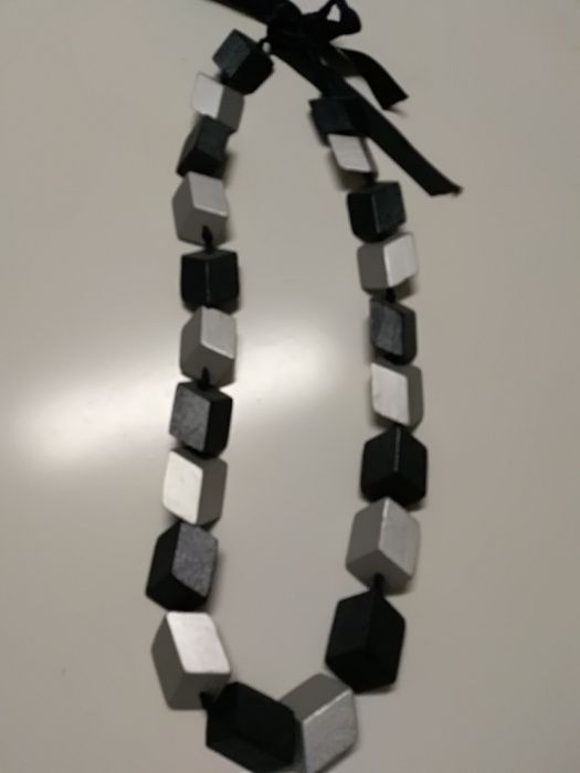 Vendo 5 Colares- oferta portes