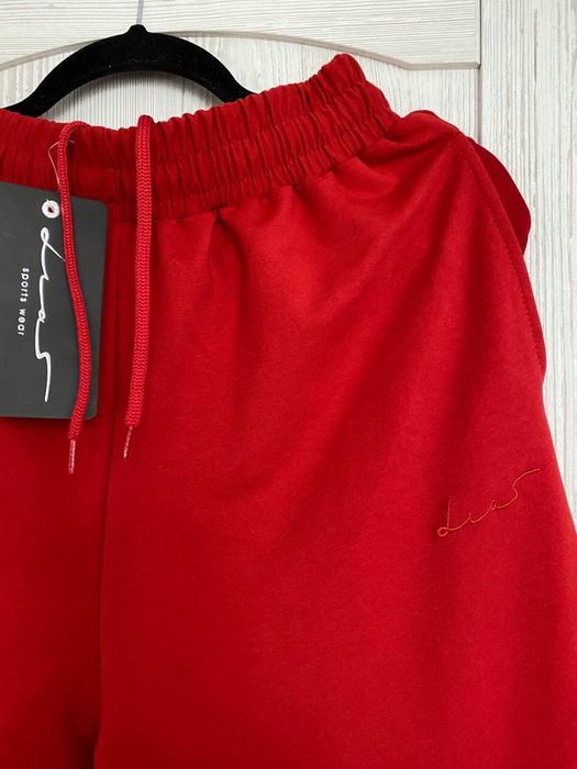 Джогери жіночі червоні