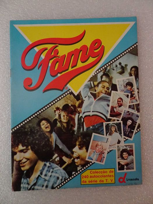 Caderneta de cromos vazia Fame - Disvenda