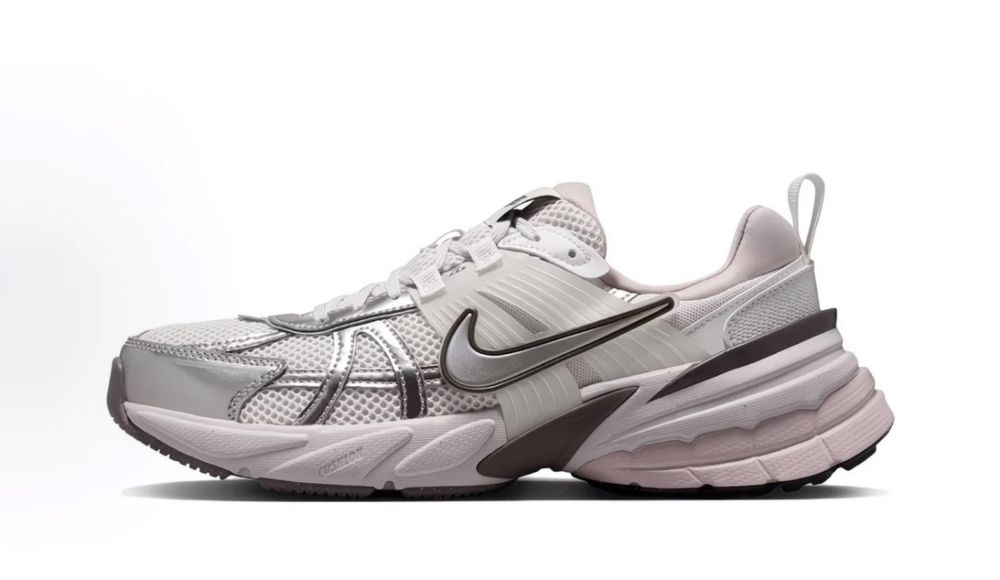 Кросівки Nike V2K Run