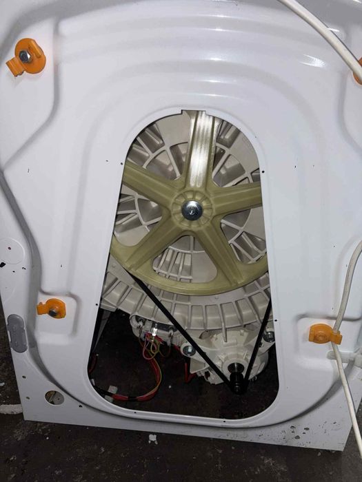 Pralka parowa uszkodzona