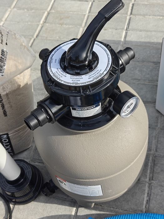 Bomba piscina com areia