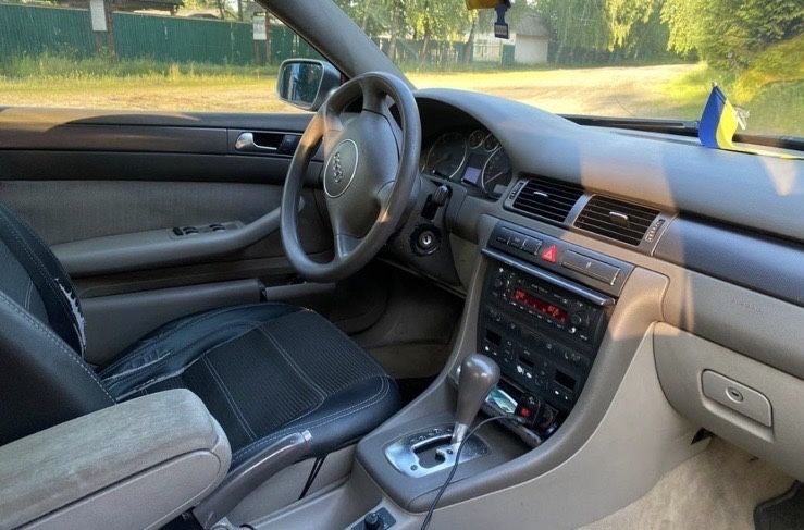Продам Audi A6 2001