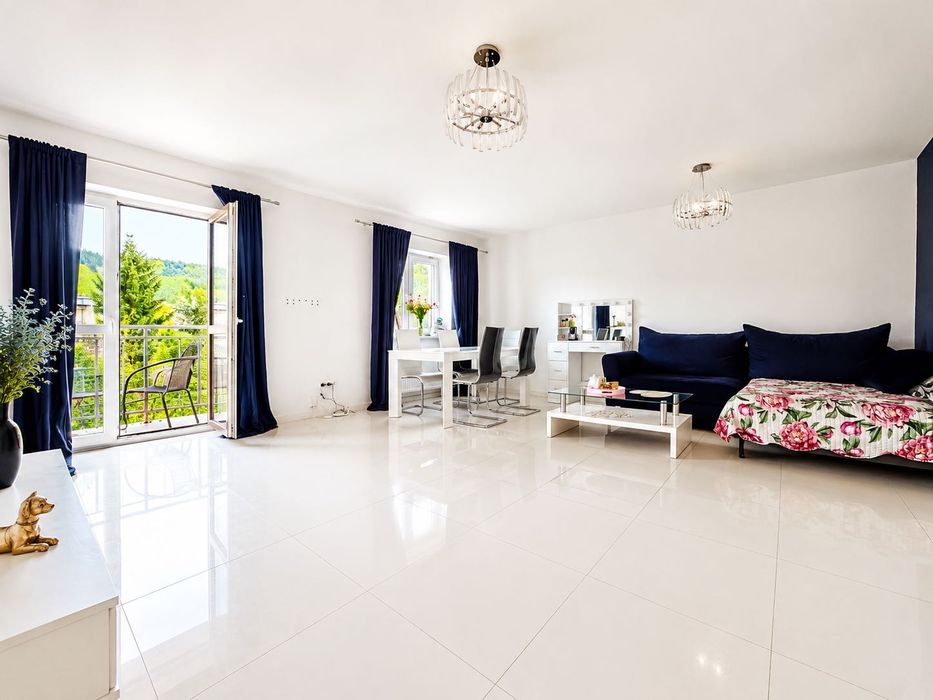 Apartament Pod Telegrafem, 3 przestronne pokoje, 2 balkony.