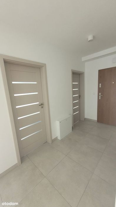 Przestronne 3-pokojowe mieszkanie z balkonem, bezczynszowe, w centrum