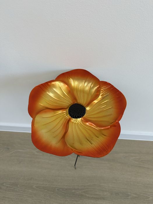 Poidło dla ptaków do ogrodu 48cm, wbijane w ziemię