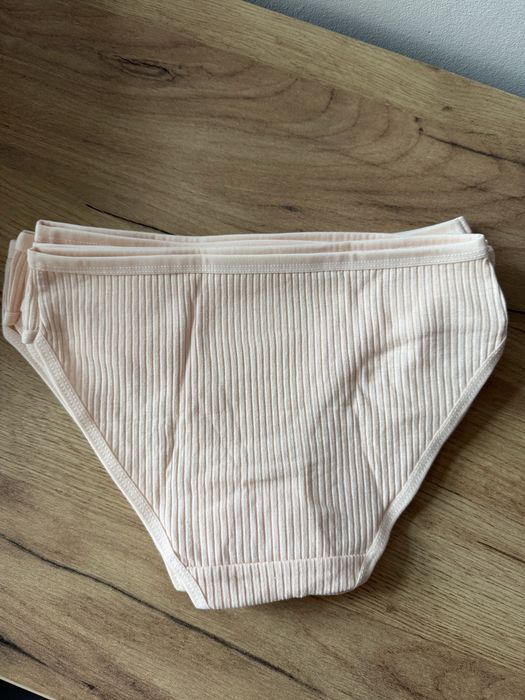 Majtki bawełniane prążkowane 5 sztuk pudrowy róż