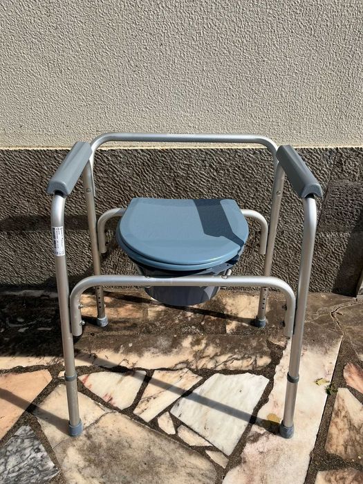 Cadeira Sanitária
