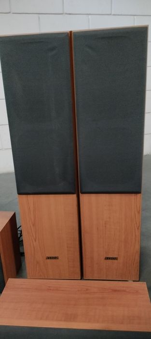 Zestaw kolumn kina domowego Koda .