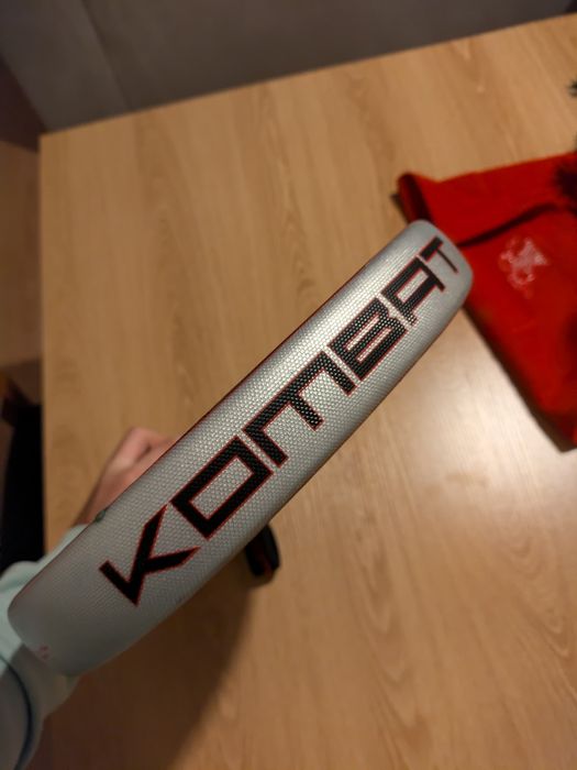 Raquete padel Kombat