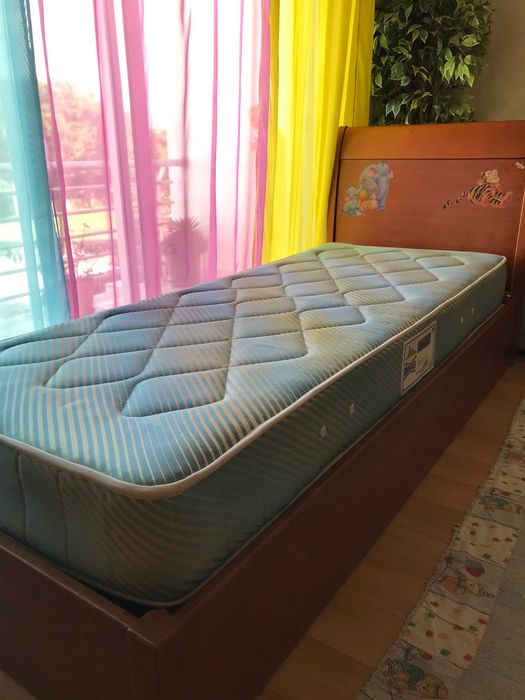 cama solteiro com estrado e colchão