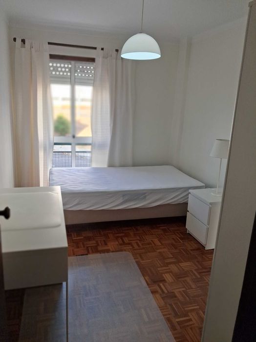 Cama (sommier) NOVO