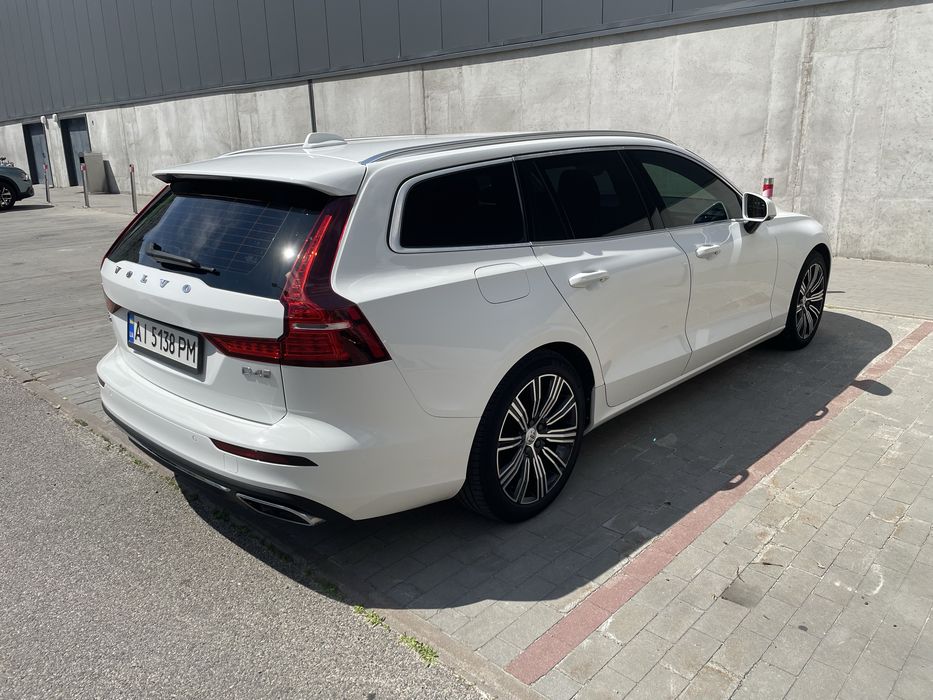 Volvo V60 2018 VIN YV1ZWA8UDK1015253 фото оголошення 6 з 24