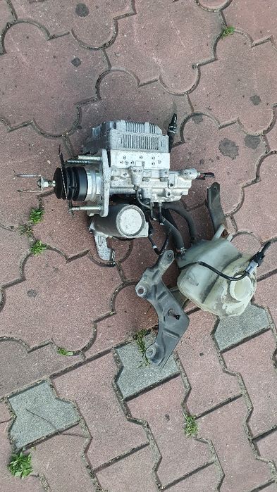 Toyota Prius III Pompa Hamulcowa ABS ORG. Gwarancja 47.270-47.030