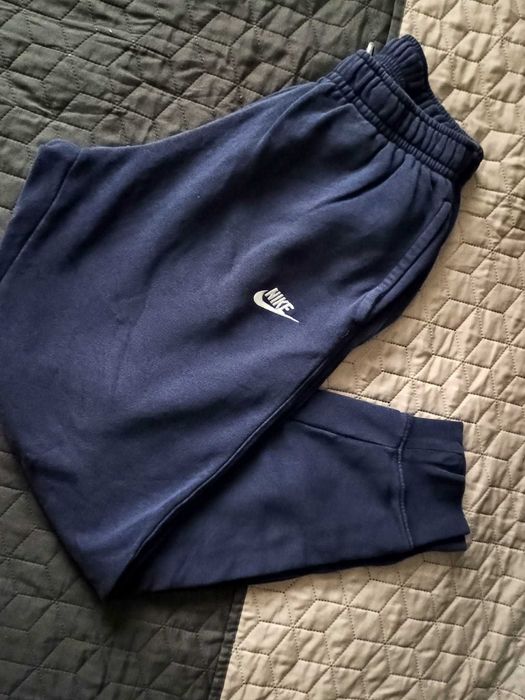 Spodnie dresowe Nike rozmiar 164-170