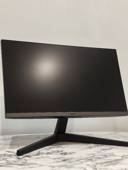 Ігровий монітор Samsung 24" IPS — S24C330 (100 Гц) Full HD