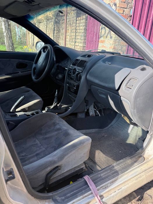 Продам митсубиси каризма