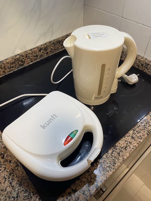 Sanduicheira tostadeira kunft 750w branca