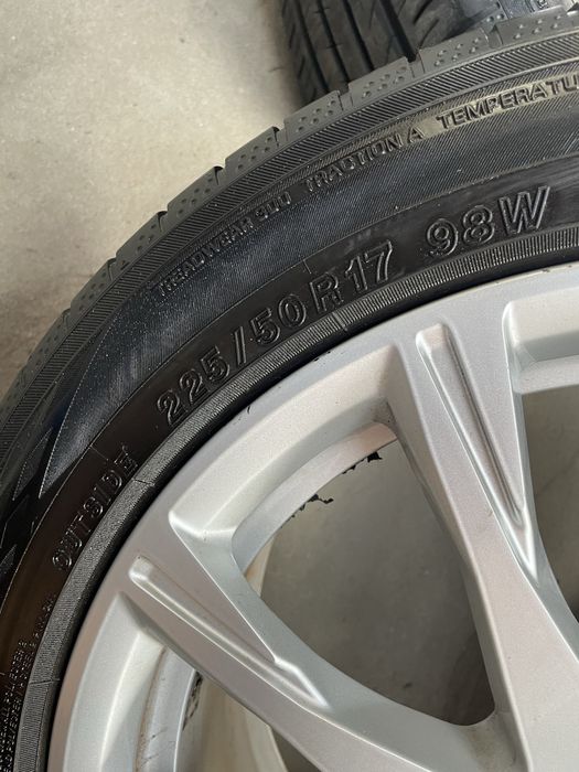 Felgi Koła Audi a4 b9 17 cali 5x112 opony jak nowe komplet yokohama oryginał