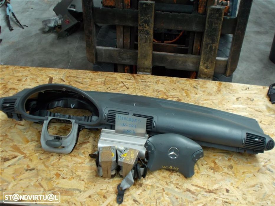 Conjunto De Tablier E Cintos Mercedes W203 2004