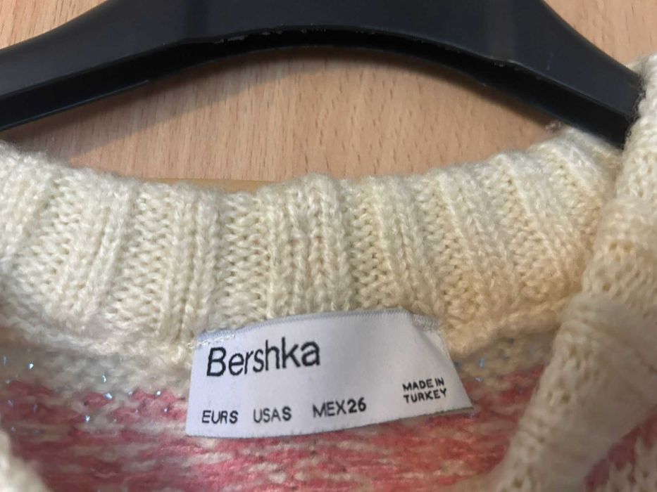 Sweter Bershka kolorowy