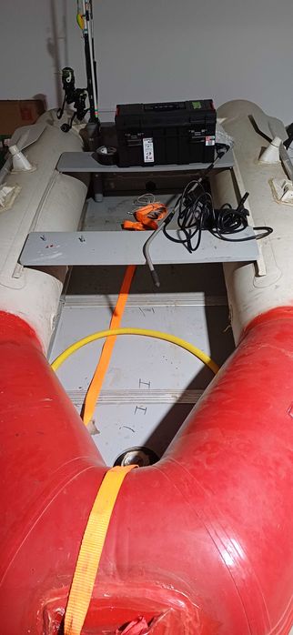 Ponton Promarine 330