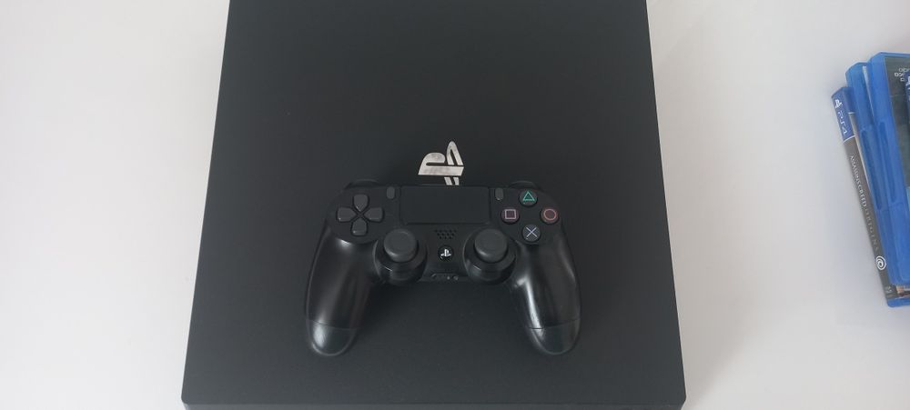 Ps 4 pro 3 ревізія в ідеальному стані