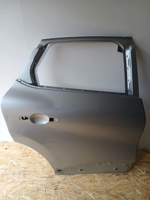 renault captur drzwi prawy tył tylne 821521774r