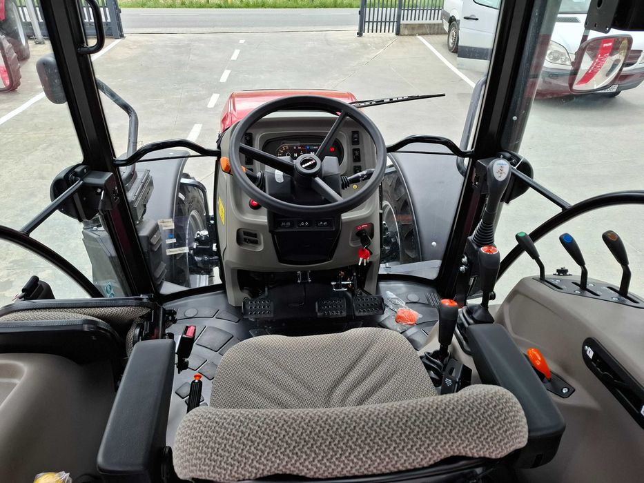 Ciągnik rolniczy CASE IH Farmall 100A New Design - RATY 0 %